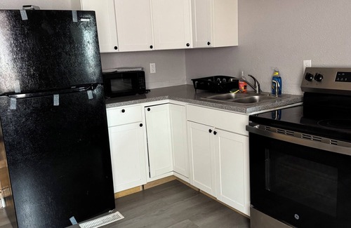 Cahokia Maison | Enchanting 2-bedroom house with AC in Saugetn10 Minutes from downtown St.Louis