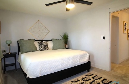 Toledo Maison | Enchanting 3-bedroom house with AC in Toledo.
