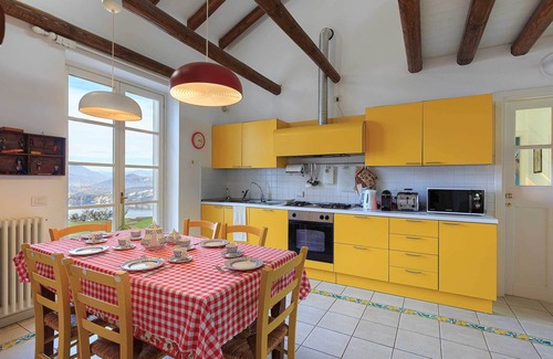Stresa Villa | Villa ensoleillée avec piscine et vue exceptionnelle! Villa Poggio al Lago