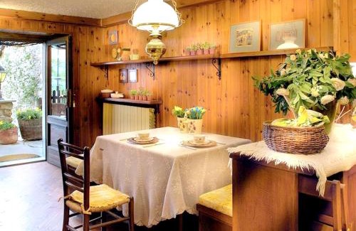 Saint-Nicolas Chalet De Ski | Enchanting chalet in Gratillon with mountain view and sauna
