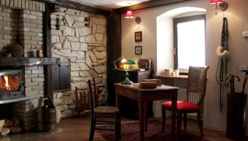 Saint-Nicolas Chalet De Ski | Enchanting chalet in Gratillon with mountain view and sauna