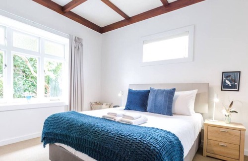 Remuera Maison | Enchanting prime Remuera, Auckland address, 3br home with private garden & pool