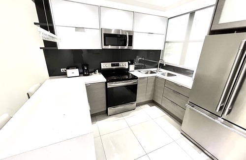 Mediania Alta Appartement | Endless Summer Family Retreat, Beach Front Condo + 5 Pools!