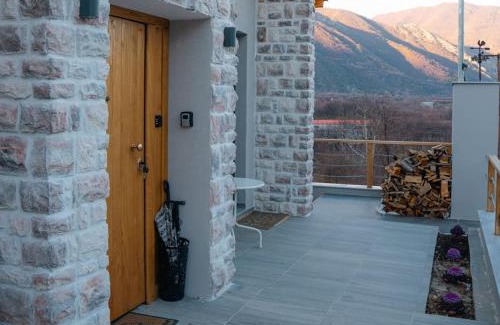 Almopia Maison | Endless View Orma Guesthouse