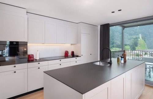 Engelberg Appartement | Engelberg Two Bedroom Apartment With Mountain View
