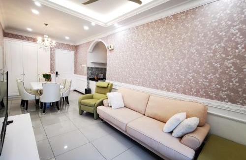 Taman Megah Ria Appartement | English Homestay Seaview Johor Bahru Permas 6 pax