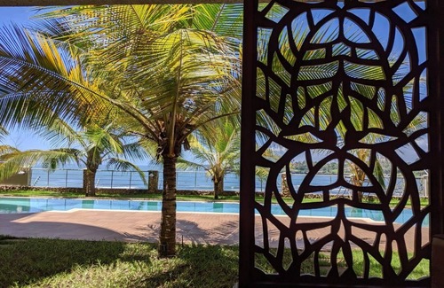 Mombasa Appartement | English Point Residence Beach Apartments on private beach with amazing sunsets