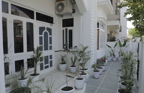 Udaipur Villa | Enhance your quality of stay with medhya Boutique Homestay! Super affordable.