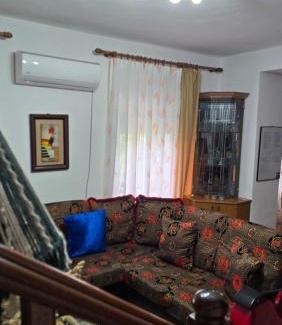 Lezhe Villa | Eni's Villa, 5km From Shengjini Beach