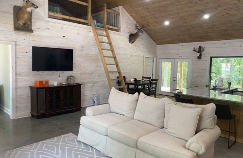 Pope Maison | Enid Lake Cabin, Sportsman's Paradise