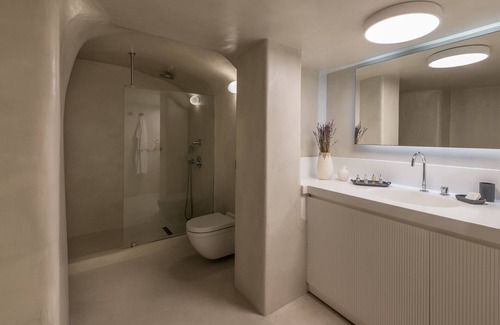 Fira Hôtel | Enigma Suites