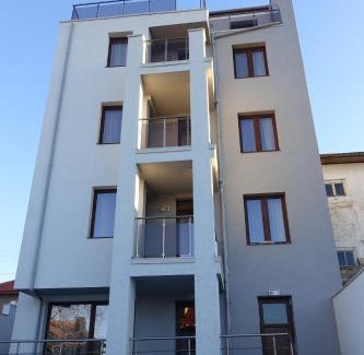 Sapareva Banya Appartement | ENIS Hotel с минерален басейн