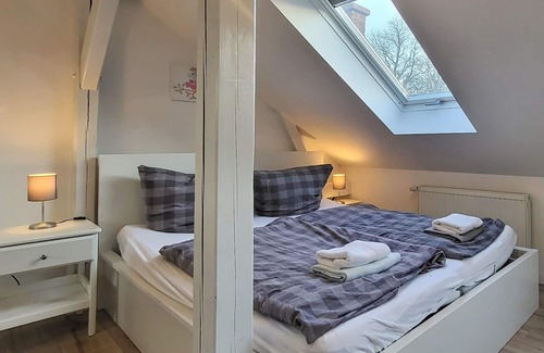 Behnkendorf Appartement | Enjoy a beautiful view of the countryside in this vacation apartment!