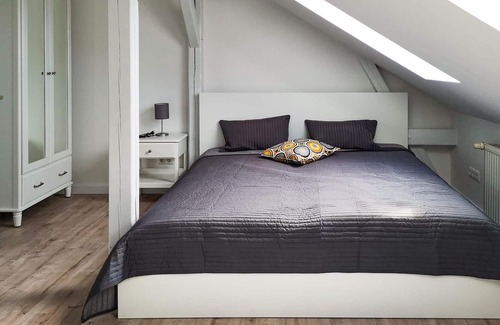 Behnkendorf Appartement | Enjoy a beautiful view of the countryside in this vacation apartment!