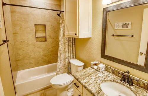 Bullard Maison | Enjoy a FREE with any 5 night stay PLUS a Spa Gift Card at Tyler's favorite Spa!