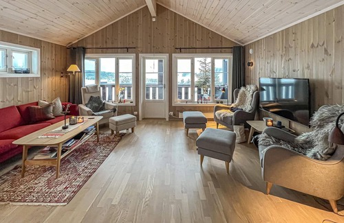 Vestre Slidre Appartement | Enjoy a great holiday in this fantastic holiday apartment with sweeping views of the countryside.