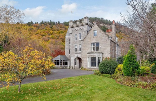 Ballater Cottage | 6 bedroom accommodation in Ballater