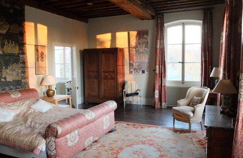 Brinon-sur-Sauldre Autre | La vie de château avec Piscine chauffée, à 1h30 de Paris-12p