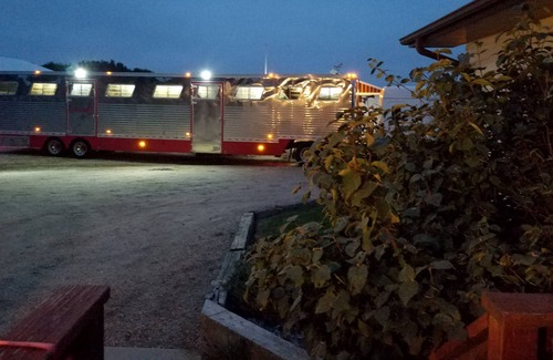 York County Maison | Profitez d'un séjour dans un Horse Motel à York, NE