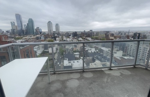 Hunters Point Appartement | Enjoy a stylish experience at this centrally-located place in LIC