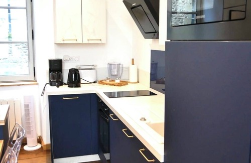 Montaubert - Rille - Saint-Sulpice Appartement | Profitez d’une douce nuit avec jacuzzi