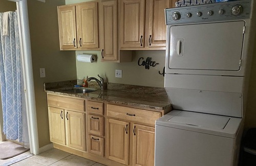 Fishkill Appartement | Enjoy Beacon with a touch of the country!