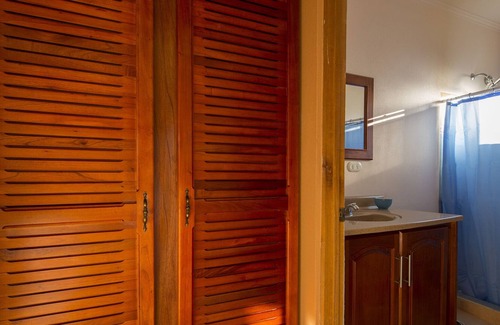 Ciudad Colon Maison | Profitez du beau temps dans un espace merveilleux. Parfait pour les snowbirds