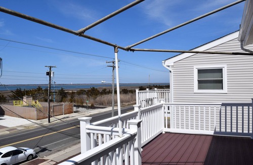 Sea Isle City Maison | Profitez de la vue sur l’océan et le Bayland depuis l’un des nombreux ponts