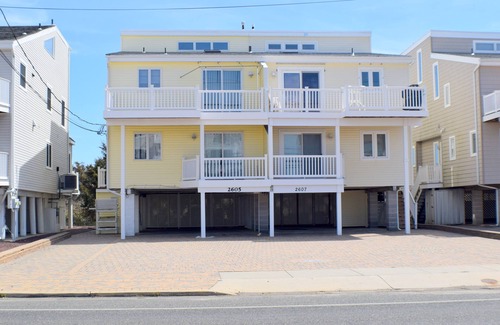 Sea Isle City Maison | Profitez de la vue sur l’océan et le Bayland depuis l’un des nombreux ponts