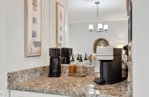 Tybee Island Copropriété | Enjoy Happy Hour on Tybee, Ocean View & Pool Access