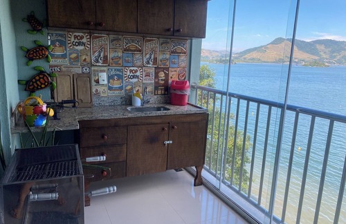 Caieira Appartement | Enjoy it! Facing the sea!