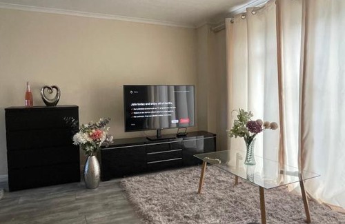 Highams Park Appartement | London four bed Apartment with garden