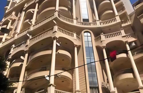 Ar-Raml 1 Maison | Enjoy modern lovely entire studio in a fancy building with Free Wi-Fi & AC and Flat screen TV in Loran in the heart of Alexandria