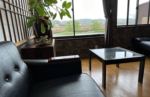 Nachikatsuura Maison | Enjoy Nanki with 2 meals☆River Fun★Sea Fun★Mountain Fun★Sightseeing Tour★Sushi. Tempura. Sashimi Cuisine ★Guesthouse Rengeen