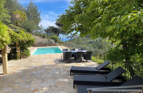 Camporosso Maison | Profitez de la nature en toute intimité avec piscine. Belle vue sur les vignes et la mer.