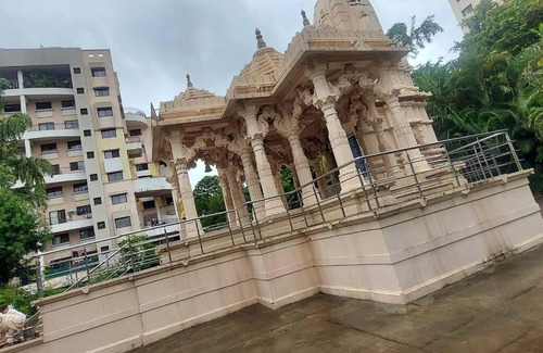 Magarpatta City Appartement | Enjoy Scenic view in mid of Magarpatta city