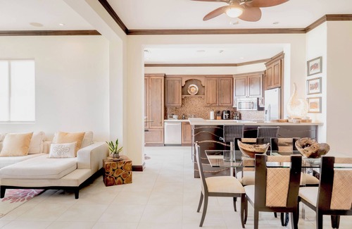 Herradura Appartement | Enjoy Sunsets at Los Sueños Oceanview Condo