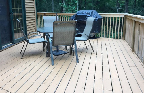 Jim Thorpe Chalet De Ski | Profitez des beaux espaces extérieurs au Board-Bear Chalet-Mins à JFBB & Rafting