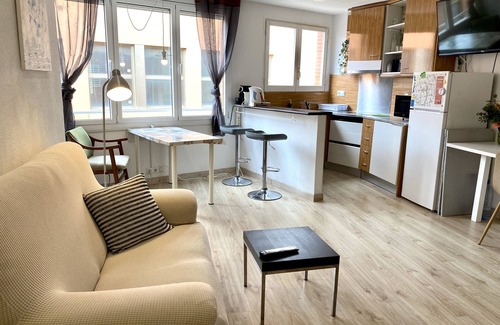 Terrassa Appartement | Enjoy the Center. Swimming pool. Gastronomy. WIFI