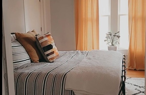 Elysian Fields Maison | Enjoy this charming country getaway perfect for weekends with friends or family!