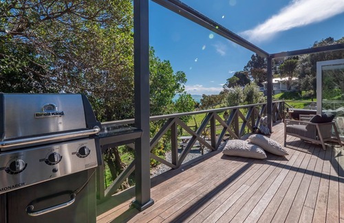 Nelson Region Cottage | Ngaio Cottage, Pepin Island