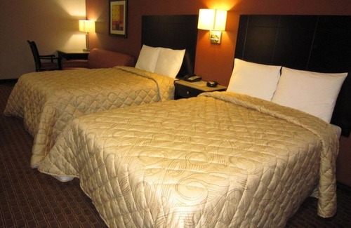 Monmouth Junction Hôtel | Enjoy Continental Breakfast at the Red Carpet Inn and Suites Monmouth | 4 Units