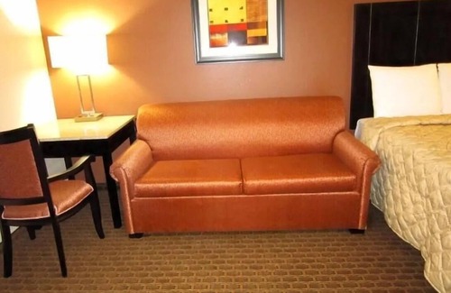 Monmouth Junction Hôtel | Enjoy Continental Breakfast at the Red Carpet Inn and Suites Monmouth | 4 Units