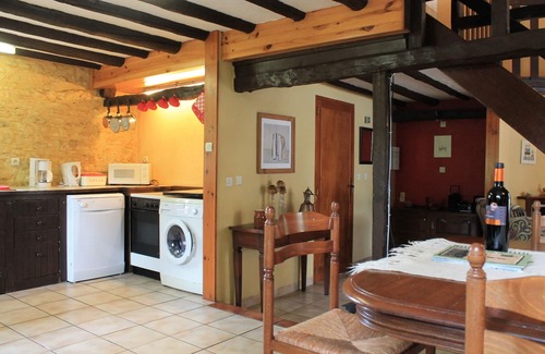 Montgesty Cottage | Profitez de vos vacances dans un gîte de charme avec une grande piscine dans le sud-ouest de la France