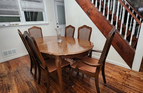 Cranford Maison | Enjoy your stay in a quiet neighborhood Pet friendly