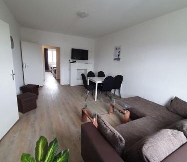 Leipzig Appartement | Enjoy your stay with DKN - Mon-Sun - Late night check-in - Multilanguage - Leipzig Grünau - Witamy serdecznie