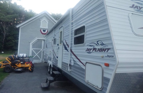 Edmeston Maison | Enjoyable RV with AC in Edmeston
