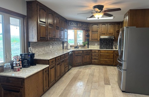 Sterling Maison | Enormous Home On Golf Course. Newly renovated - Sleeps 21!
