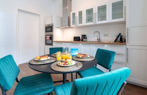 Quartier des Libertes - Vrijheidswijk Appartement | Enseignement II - Two Bedroom Apartment, Sleeps 4