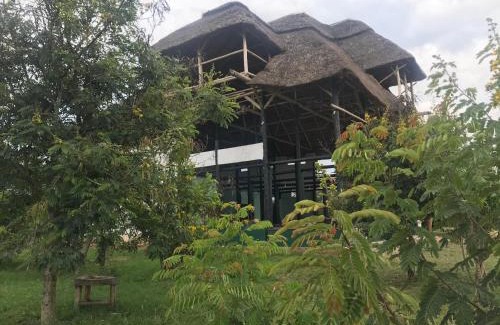 Kasese Hôtel | Enshama Game Lodge and Campsite